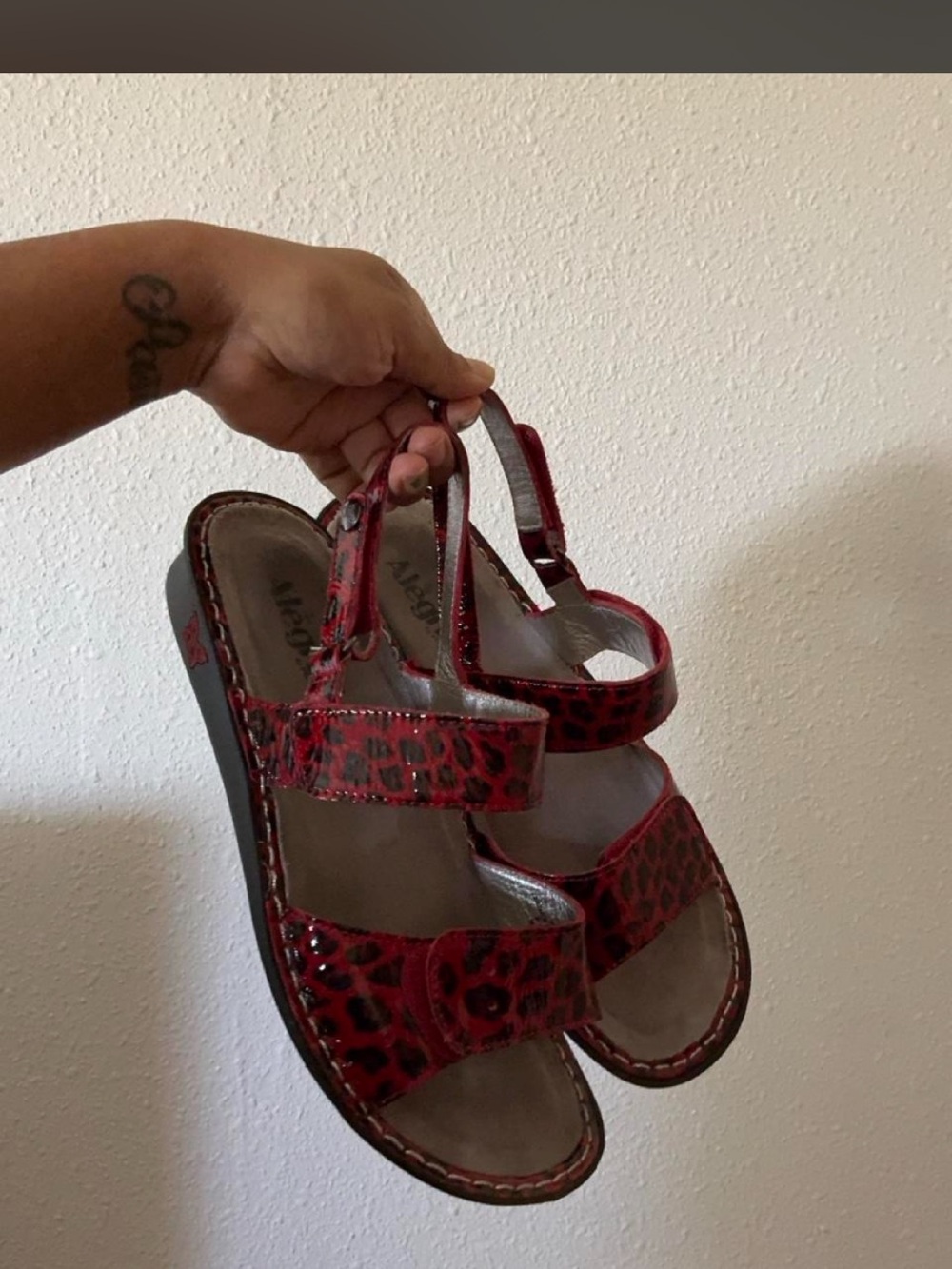 Women’s Red Leopard Print Slingback Sandals